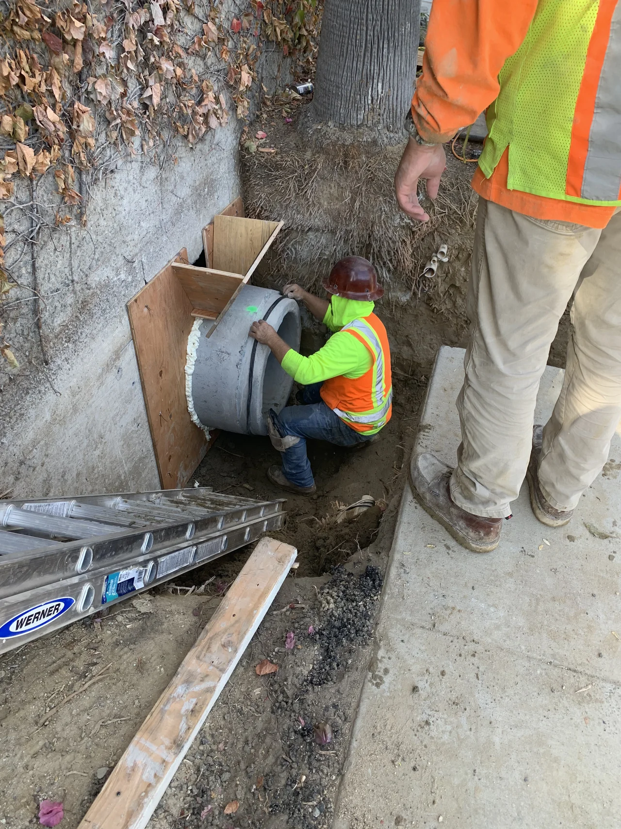 Retaining Wall & RCP Pipe Repair